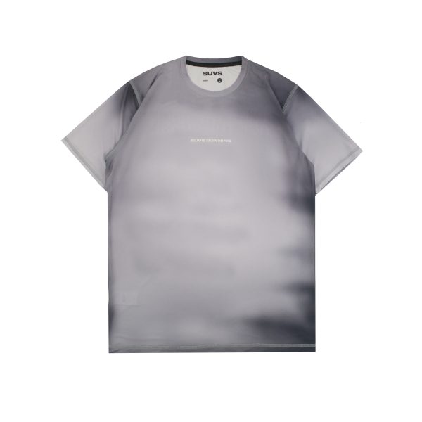 SUVS ESSENCE Dri-FIT Short-Sleeve Graphic Running [BLACK]