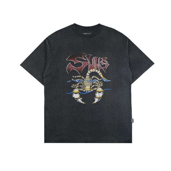SUVS T-SHIRT SCORP [BLACK-WASHED]